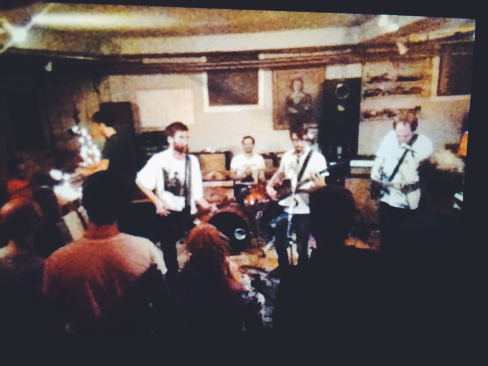 Processed with VSCOcam with f2 preset